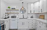 1065 Ocean Dr - Photo 11