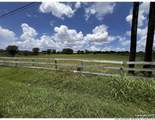 1219 Weil - Photo 1