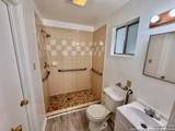 201 Zanderson Ave - Photo 8