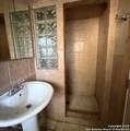 218 Graham - Photo 15