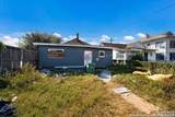 2925 Commerce St - Photo 29