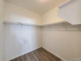 815 Waverly Ave - Photo 15