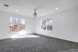1112 Gladstone - Photo 13