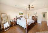 17132 Bandera Rd - Photo 11