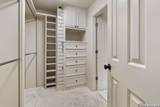700 Hildebrand - Photo 29