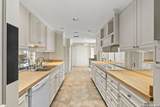 700 Hildebrand - Photo 5