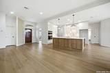 204 Tapatio Dr W - Photo 16
