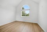 204 Tapatio Dr W - Photo 22