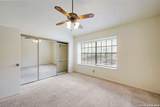 11815 Vance Jackson - Photo 16