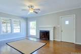 204 Lovera Blvd - Photo 8