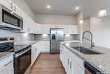 330 Carson - Photo 6