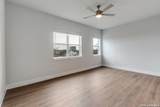 330 Carson - Photo 8