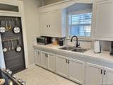 404 Walnut - Photo 11
