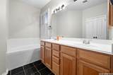 2634 Lakehills St - Photo 21