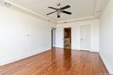 700 Hildebrand - Photo 13