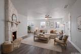 5527 Colewood St - Photo 3