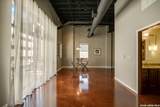 214 Travis - Photo 10