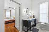 906 Carson St - Photo 18