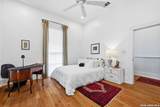 906 Carson St - Photo 20