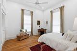 906 Carson St - Photo 21