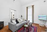 906 Carson St - Photo 6