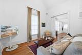 906 Carson St - Photo 8