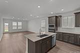 118 Thorny Grove - Photo 7
