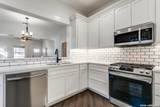 204 Queen Anne - Photo 10