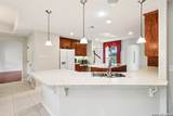 718 Park Shores - Photo 18