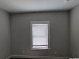 319 Burleson - Photo 21