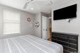 301 Avenue C - Photo 4