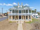 339 Woodlawn Ave - Photo 1
