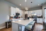 819 Saint James - Photo 11