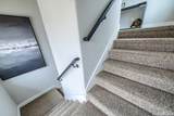 819 Saint James - Photo 18