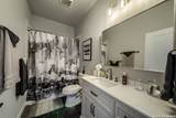 819 Saint James - Photo 25