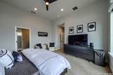 819 Saint James - Photo 29