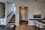 819 Saint James - Photo 6