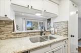 1135 Parkview - Photo 18