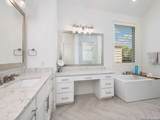 7018 Cantera Manor - Photo 29