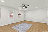 1031 W Thorain - Photo 23