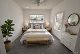 1409 Flanders - Photo 13
