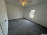 1409 Flanders - Photo 18