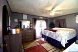 1013 Hutchinson - Photo 12