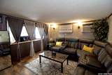 1013 Hutchinson - Photo 8