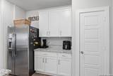 827 Laurel - Photo 16