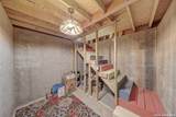 507 Travis - Photo 30