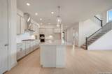 10027 Grandview Rd - Photo 9