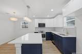 1422 Kayton - Photo 11