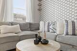 230 Thompson - Photo 7