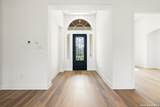 239 Legend Park - Photo 3